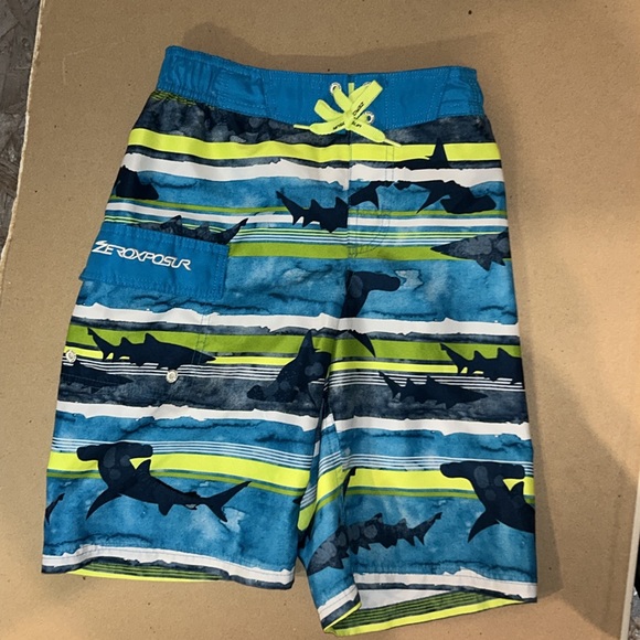 3 Swimtrunks for the price of 1 - Picture 5 of 9